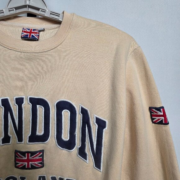 London England Sweatshirt Size M Beige Crewneck Embroidered Union Jack Spellout - Picture 3 of 6